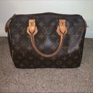 💯 AUTHENTIC Louis Vuitton Speedy 25